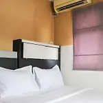 Best Deal 2Br Apartment Suites @Metro By Travelio