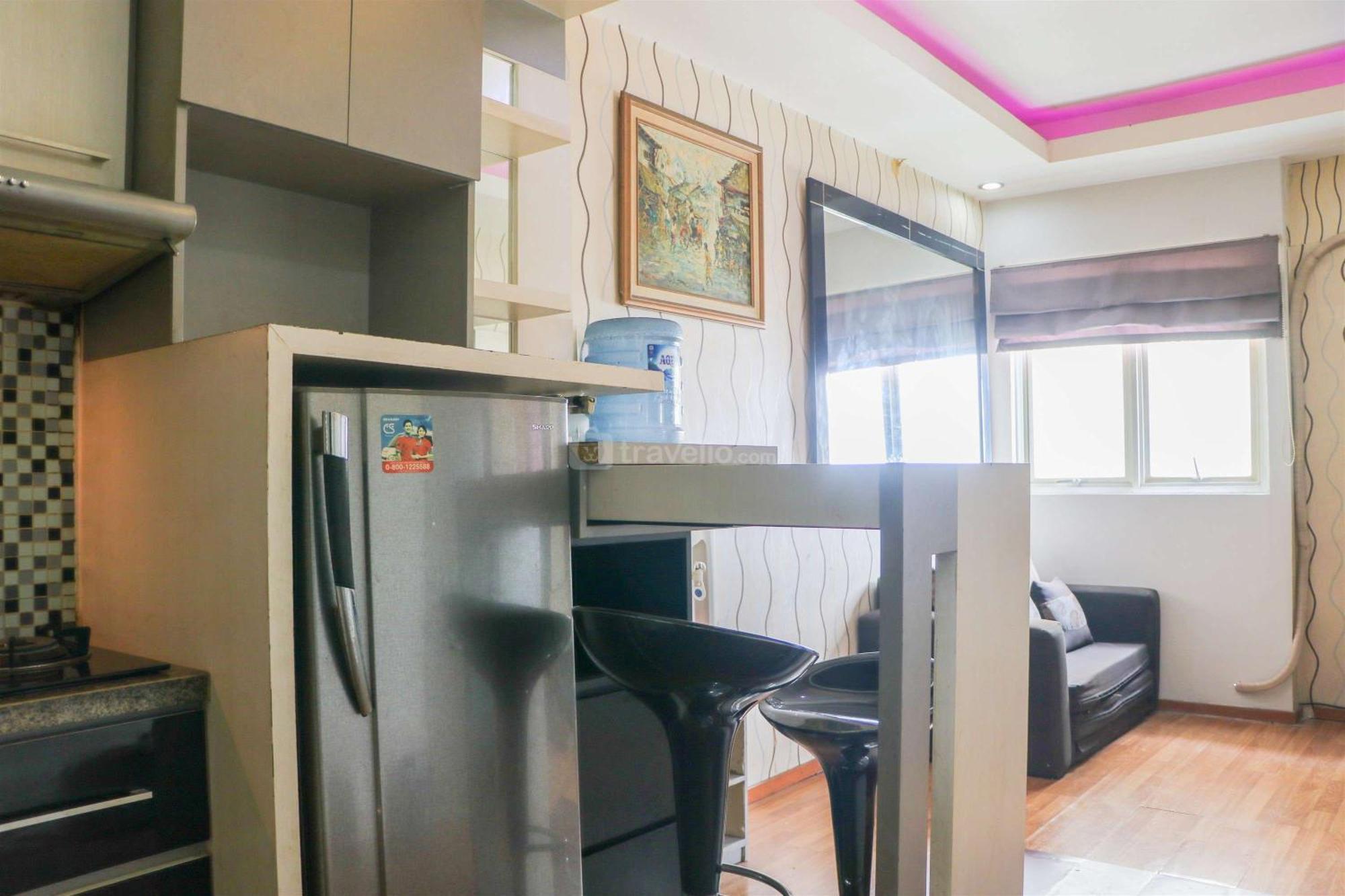 2br @metro By Travelio Apartemen *